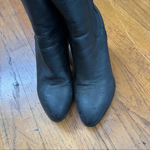 Black Heeled Boots for Women - Picture 4 of 8